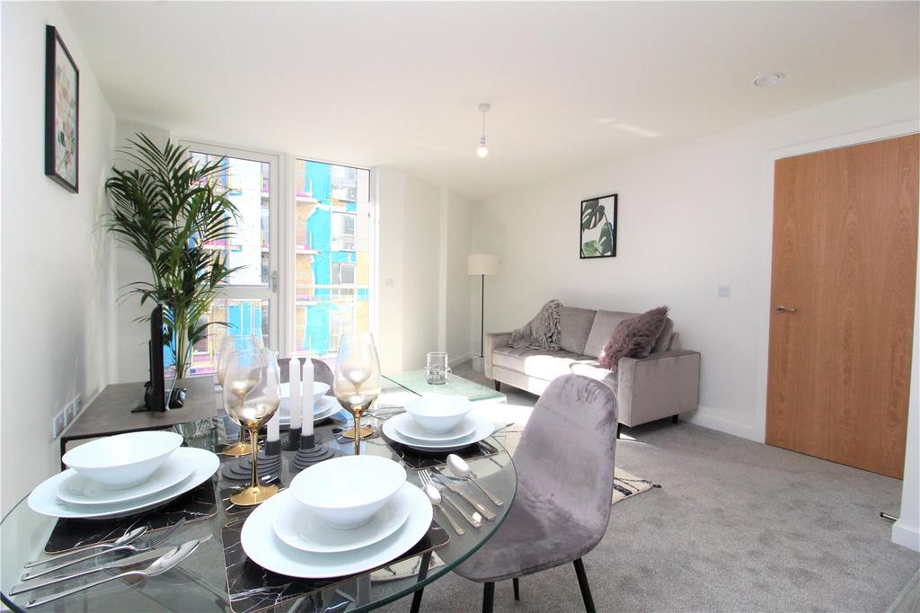 Apartment in Salford - View 5