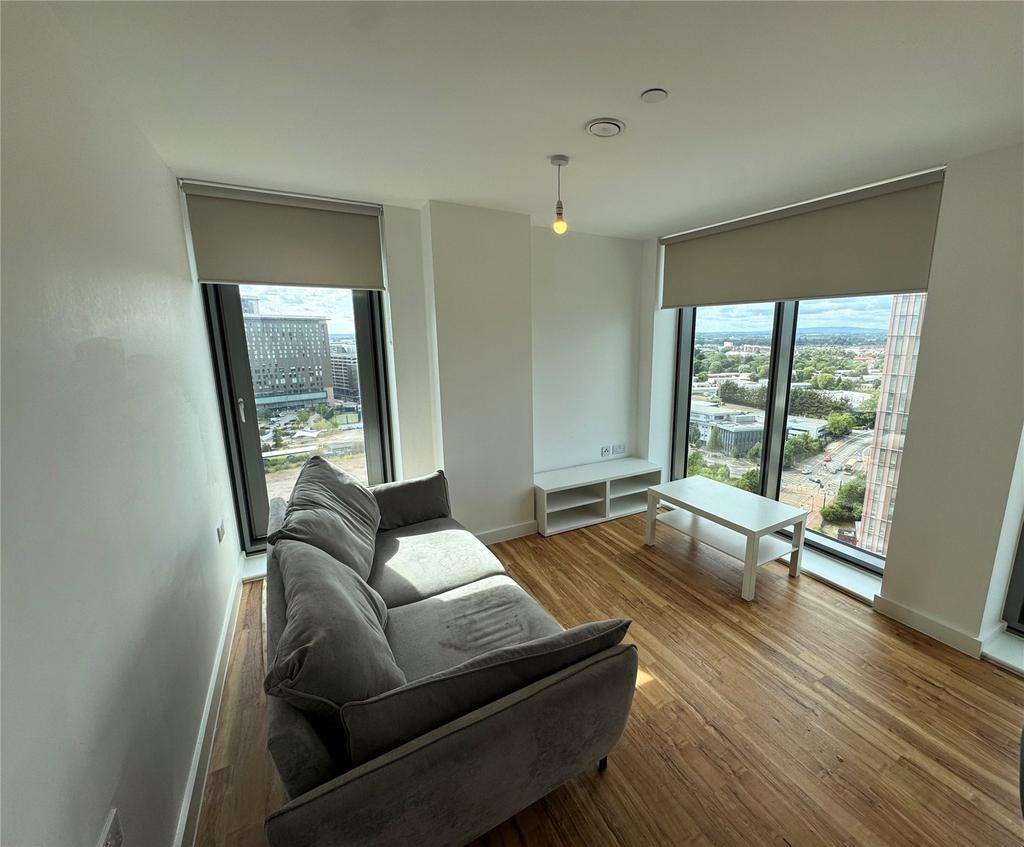 Apartment in Salford, Greater Manchester - View 4