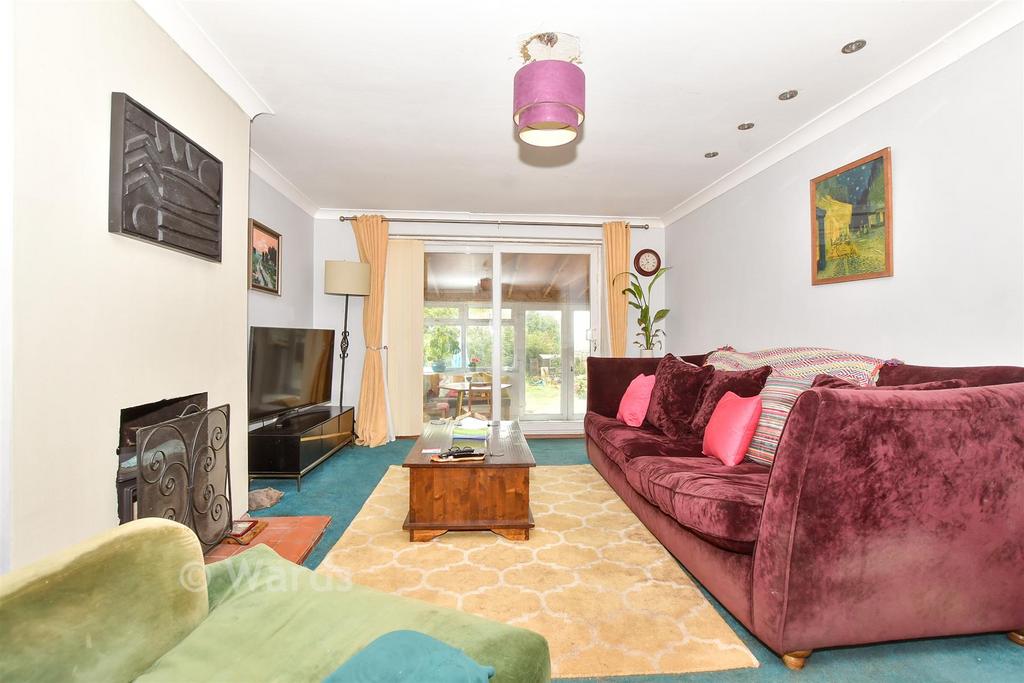 House in Dover - View 4