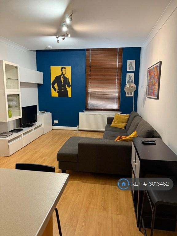 Apartment in Glasgow - View 2