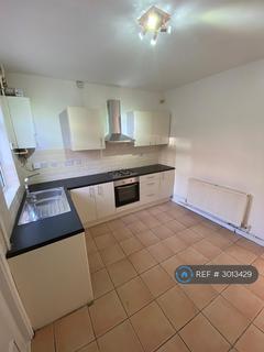 2 bedroom terraced house to rent, Beverley Road, Bolton, BL1