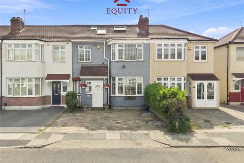 4 bedroom terraced house for sale, Carisbrook Close, Enfield, EN1