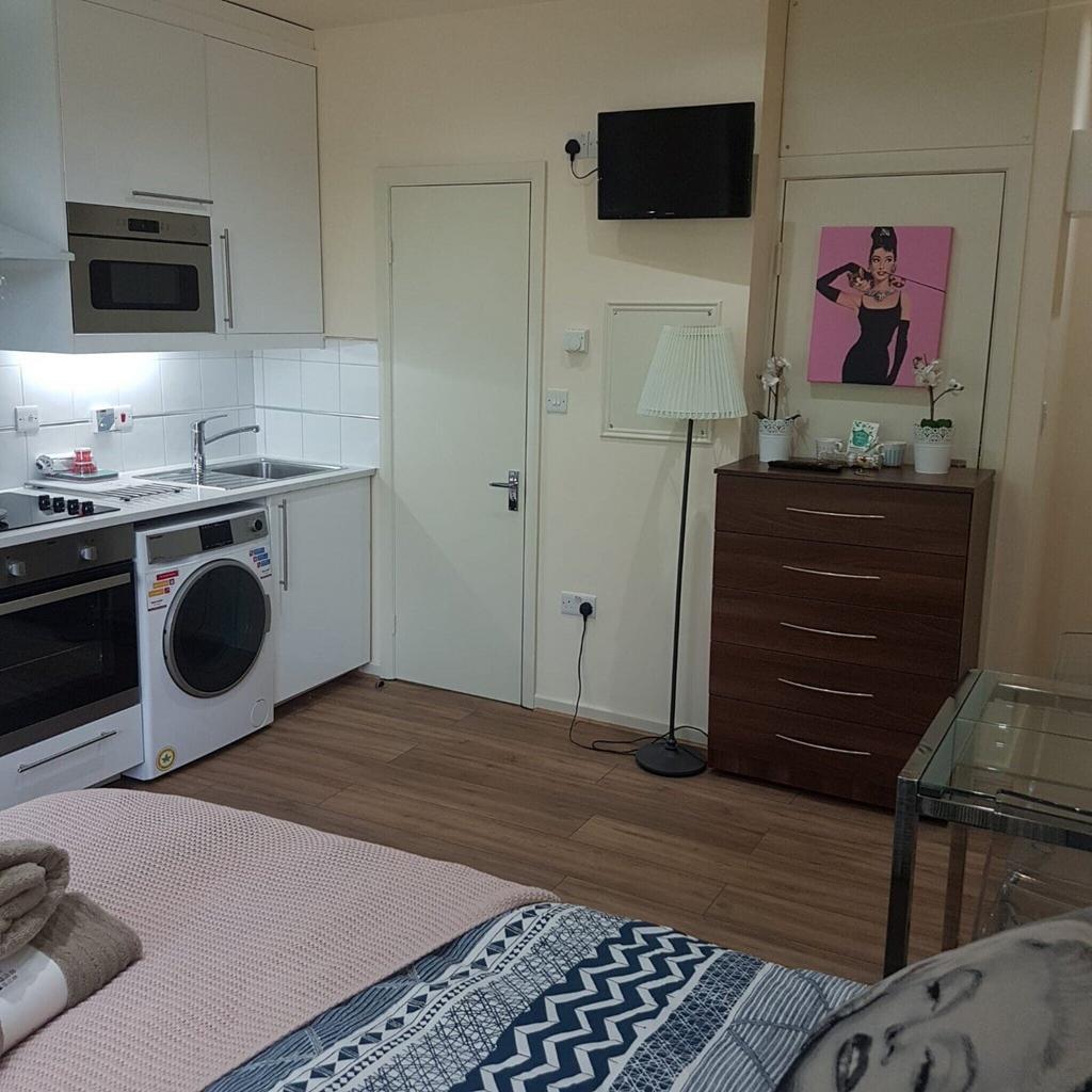 Apartment in London - View 5