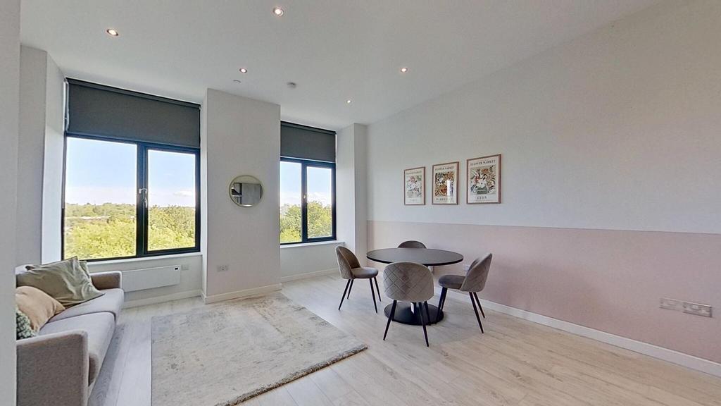 Apartment in Leeds - More