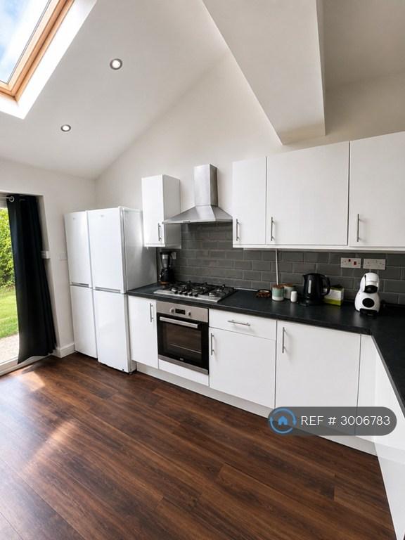 Salisbury St, Nottingham, NG9