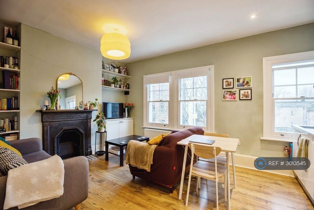 Apartment in London - View 2
