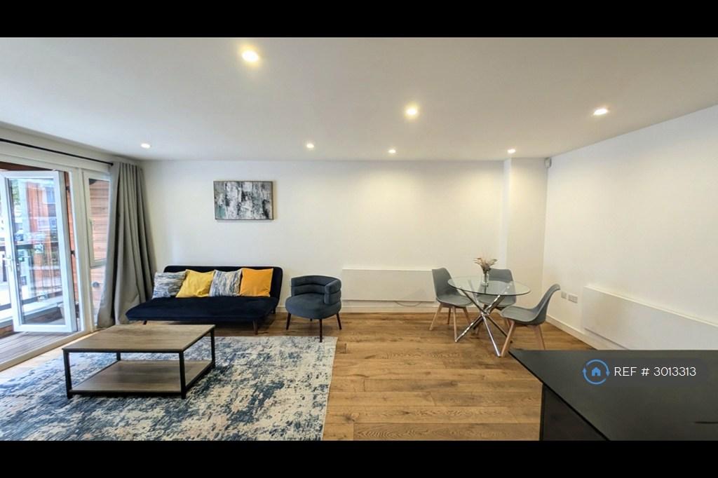Apartment in London - View 5