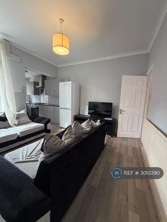 Lydford St, Salford, M6