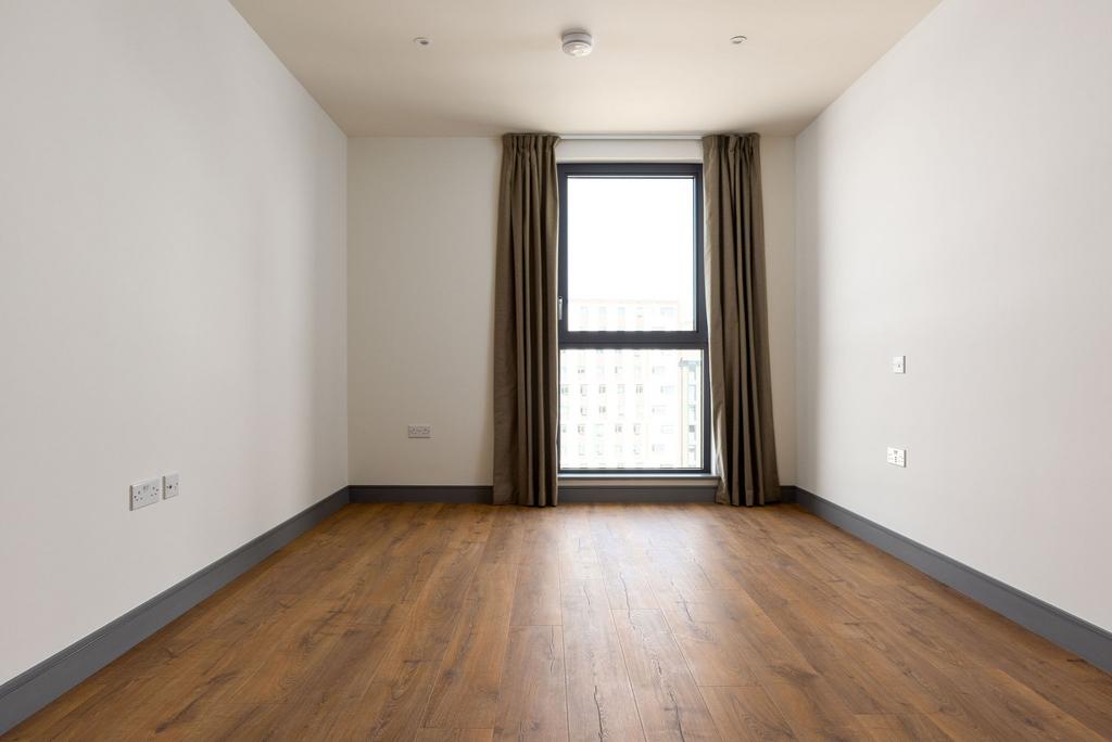 Apartment in Tottenham Hale - View 2