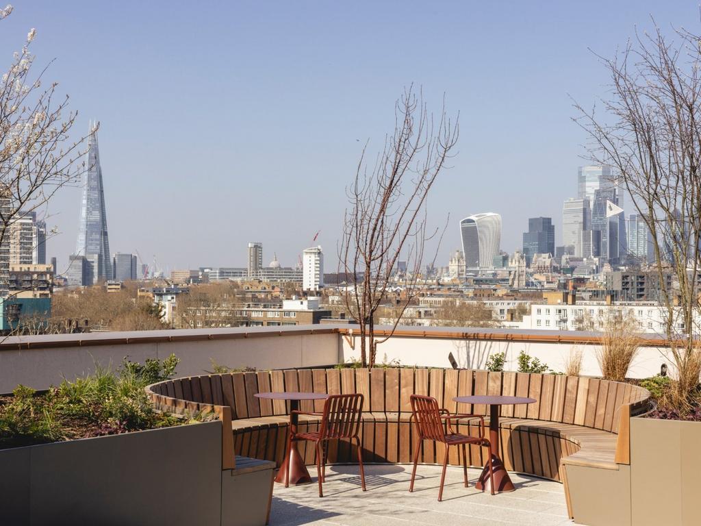 Apartment in London - View 5