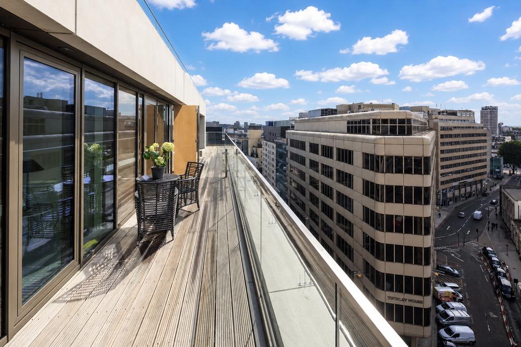 Apartment in London - View 3