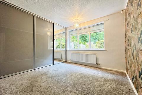 2 bedroom bungalow to rent, High Moor Crescent, Leeds, West Yorkshire