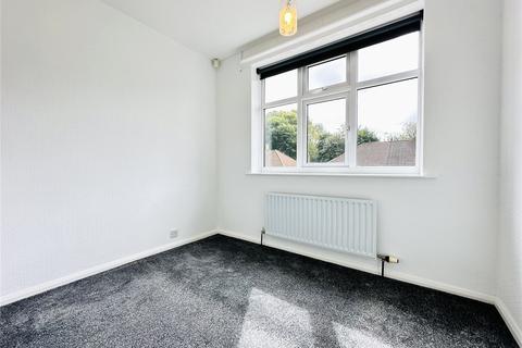 2 bedroom bungalow to rent, High Moor Crescent, Leeds, West Yorkshire