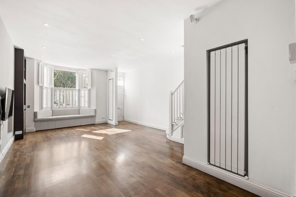 House in UK - View 2