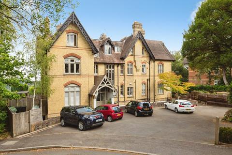 3 bedroom flat for sale, Broadwater Down, Tunbridge Wells
