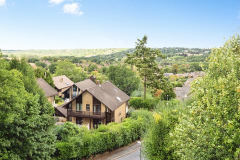 3 bedroom flat for sale, Broadwater Down, Tunbridge Wells