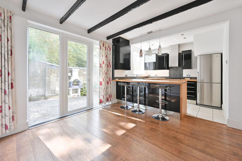 House in Bushey - View 4