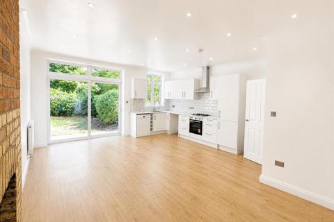 4 bedroom house to rent, Winchester Road, Highams Park
