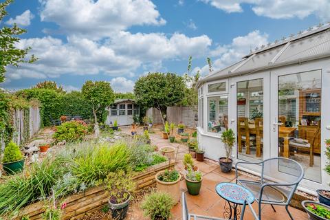 2 bedroom semi-detached bungalow for sale, Meadow Way, Hellesdon
