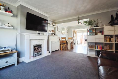 3 bedroom end of terrace house for sale, Llandilo Close, Dinas Powys