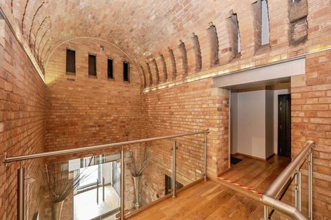 2 bedroom apartment for sale, Cairns Close, Lichfield