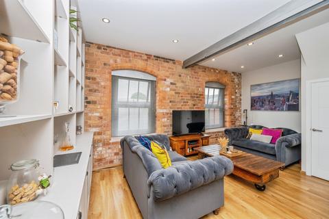 2 bedroom apartment for sale, Cairns Close, Lichfield