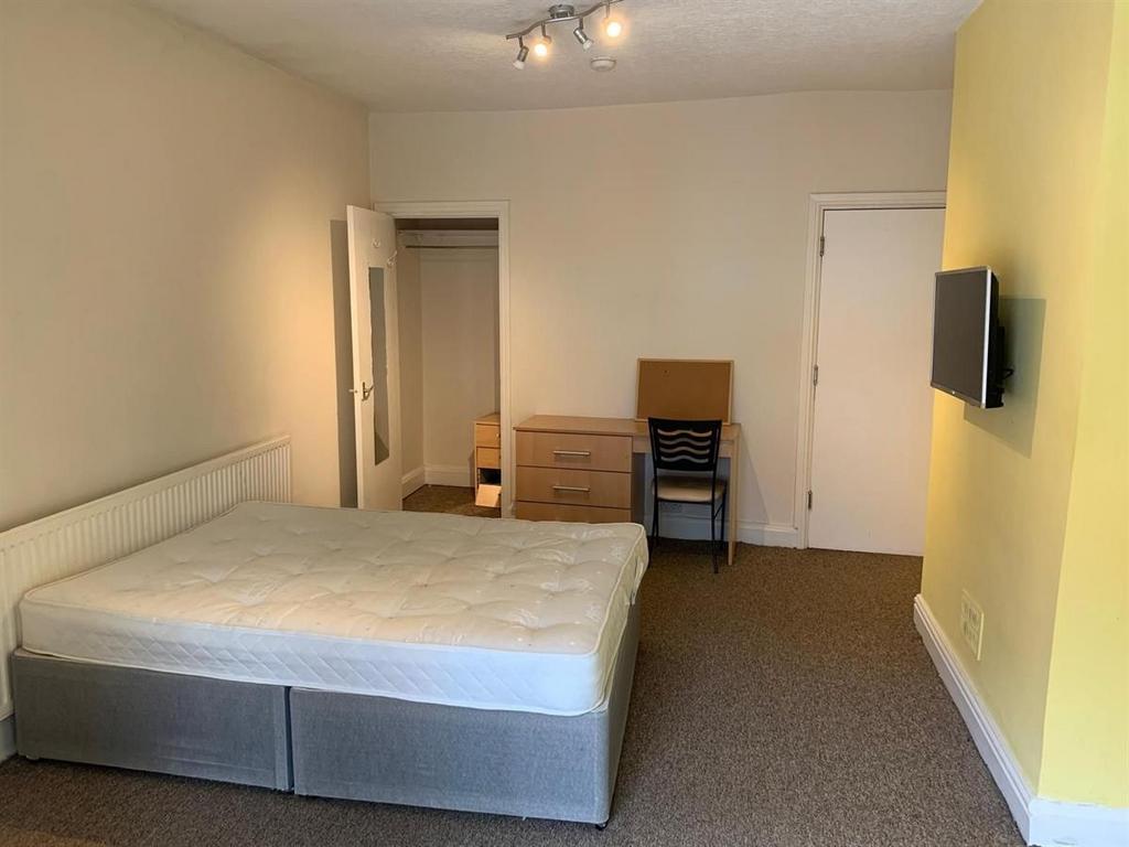 Apartment in Manchester - More