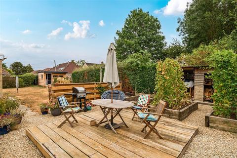 4 bedroom detached bungalow for sale, Lypiatt Road, Corsham