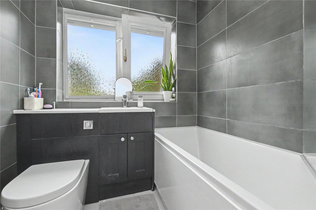 House in Leeds - View 5