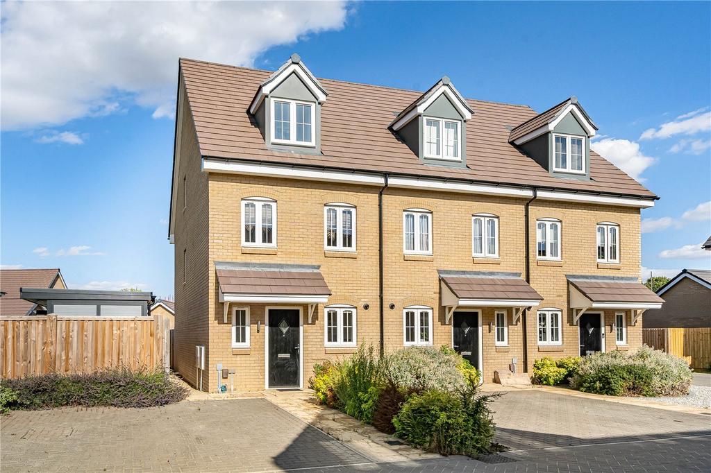 Thompson Place, Peterborough PE7