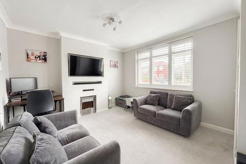2 bedroom property for sale, Mosley Common Road, Manchester M28