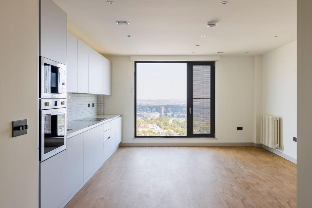 Apartment in Walthamstow - View 2