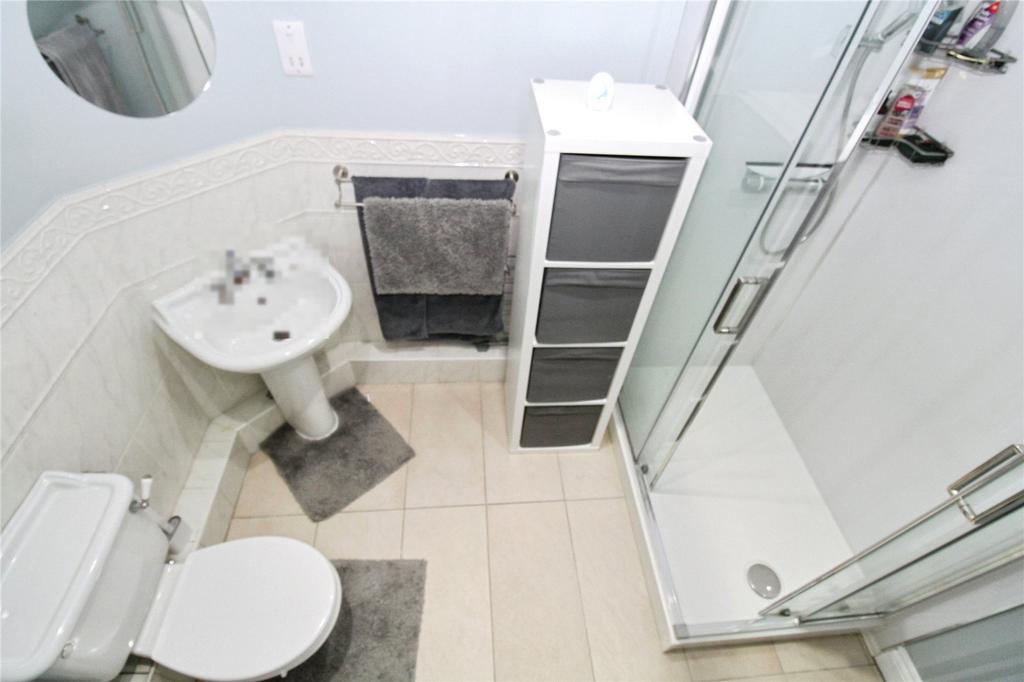 Apartment in Hampshire - View 5