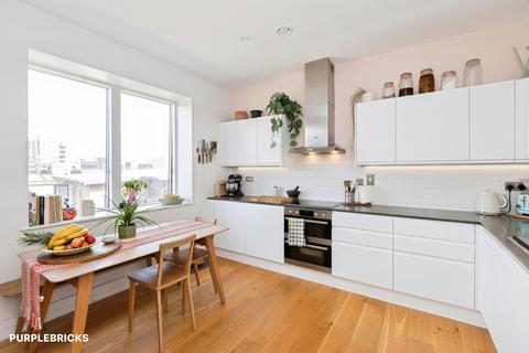 3 bedroom penthouse for sale, Loddiges Road, Hackney, E9