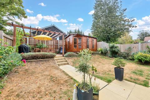 4 bedroom semi-detached house for sale, Webb Avenue, Newmarket CB8