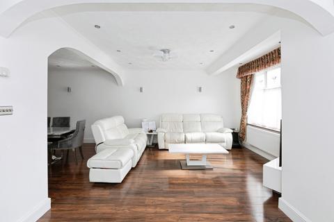 3 bedroom terraced house for sale, Denham Drive, ILFORD, Essex, IG2
