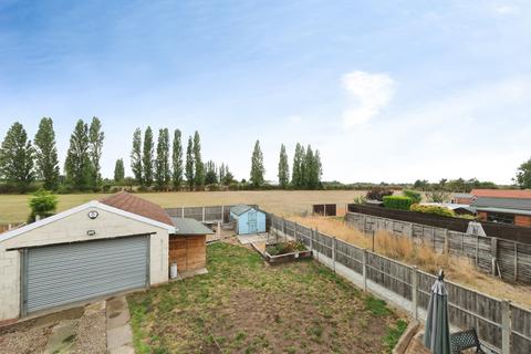 4 bedroom semi-detached house for sale, Howville Avenue, DONCASTER, South Yorkshire, DN7