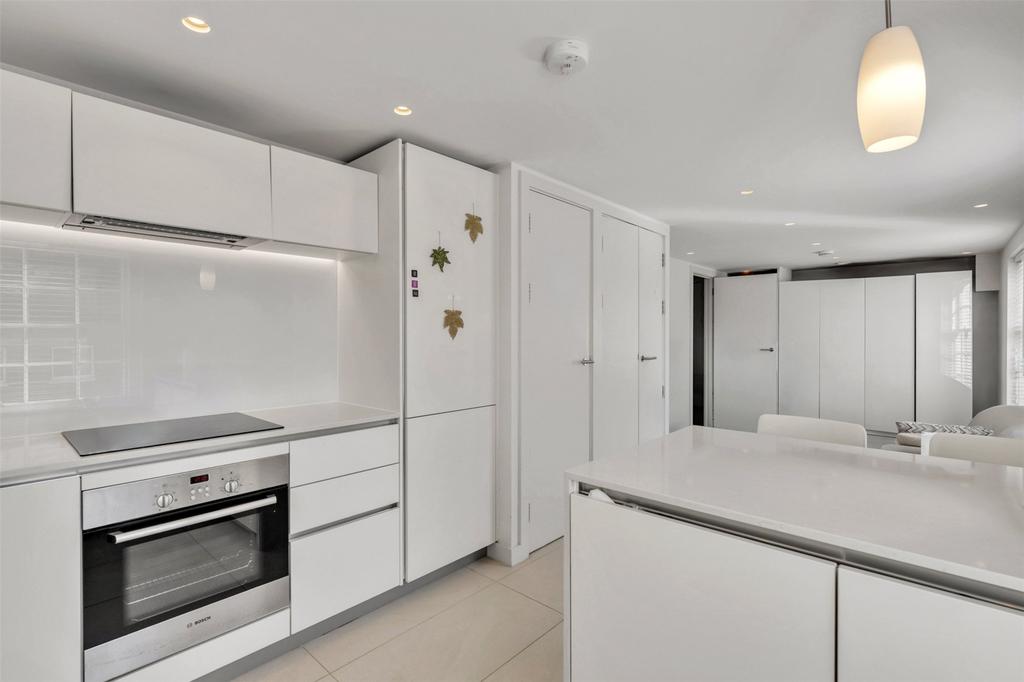 Apartment in London - View 2