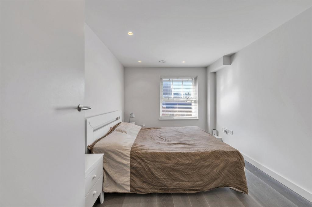 Apartment in London - View 5