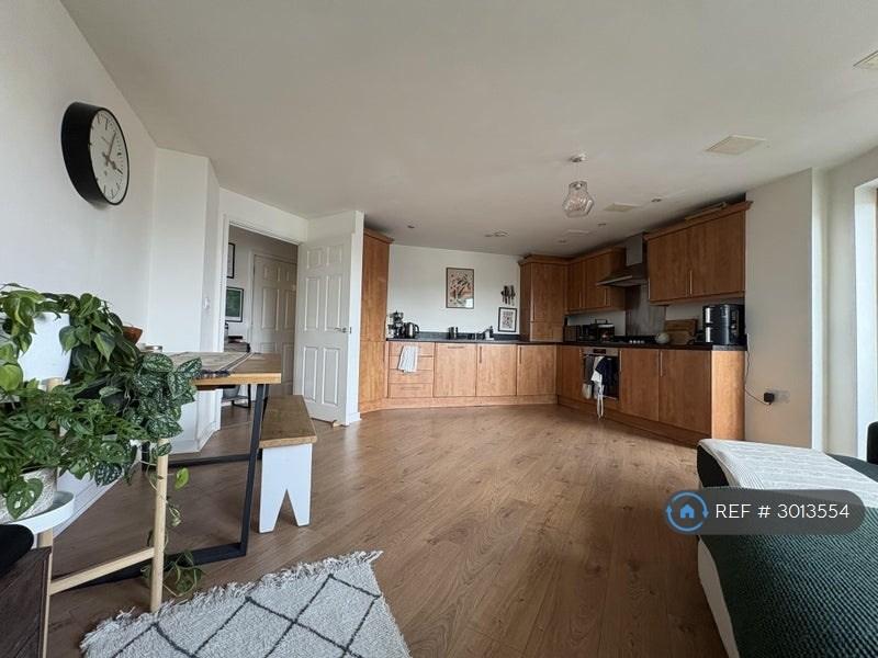 Apartment in London, Old Ford, Bow - View 2