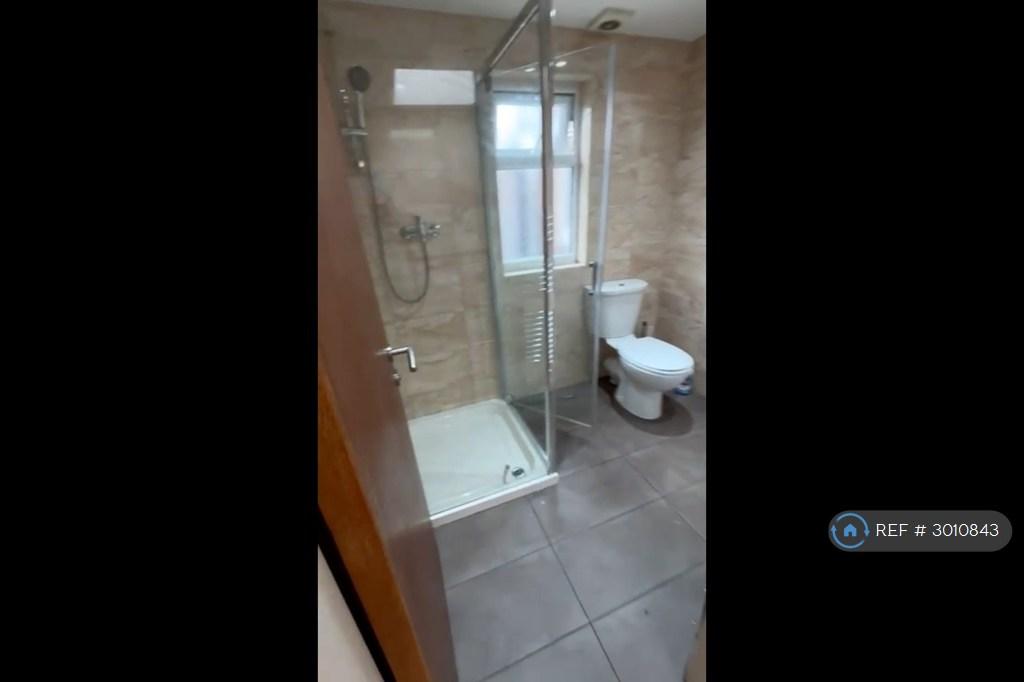 Apartment in London, Noel Park, West Green - More