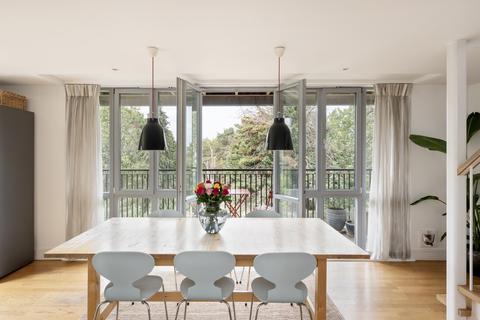 4 bedroom penthouse for sale, Pleasaunce Mansions, Greenwich SE10