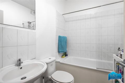 Studio to rent, High Street, High Barnet, Hertfordshire, EN5