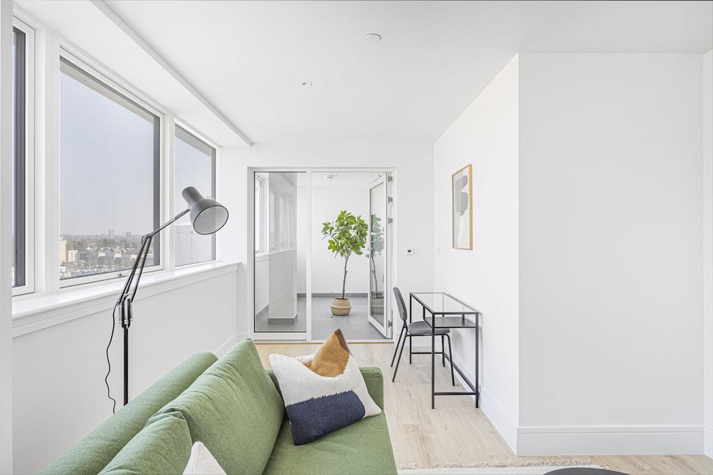 Apartment in Wembley - View 4