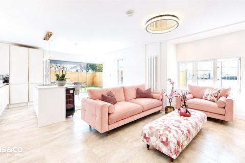 undefined, Charterhouse Avenue, Wembley, HA0