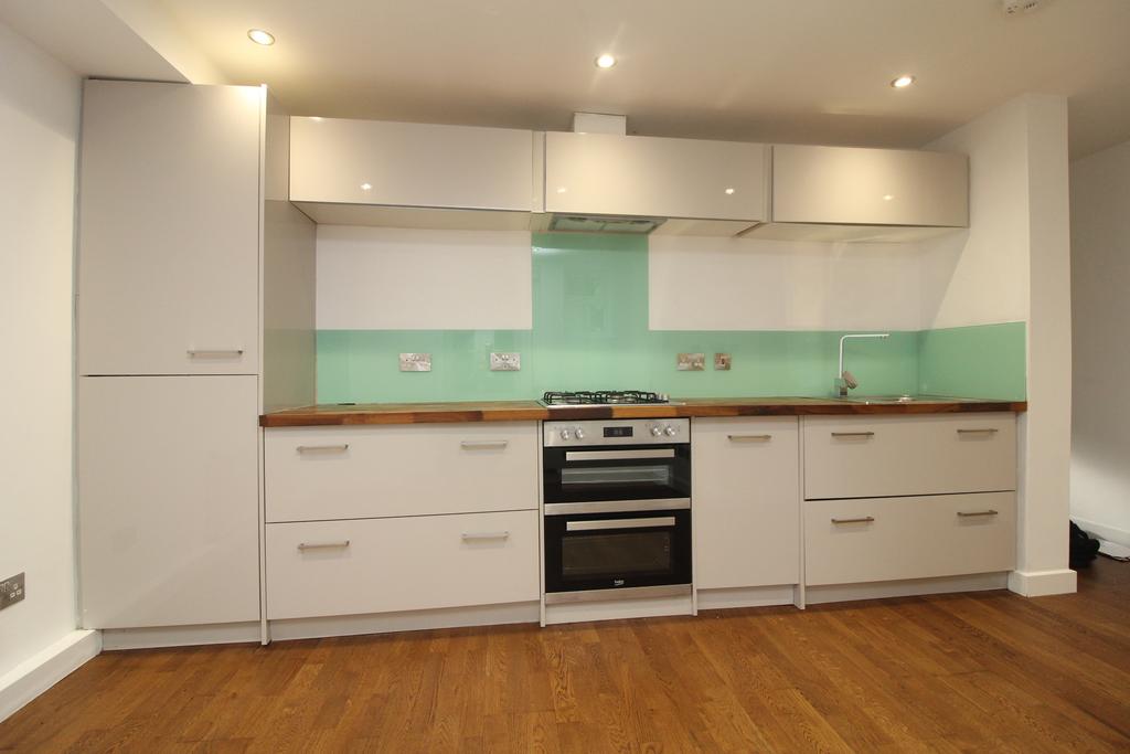 Apartment in Brighton, Round Hill - View 5