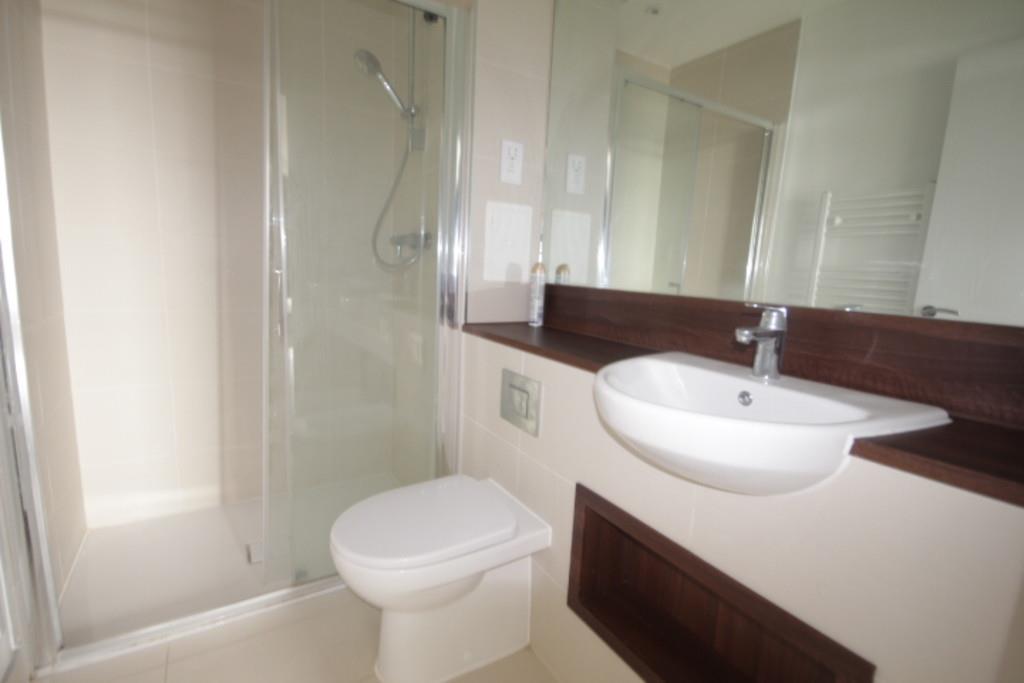 Apartment in Wembley - View 4