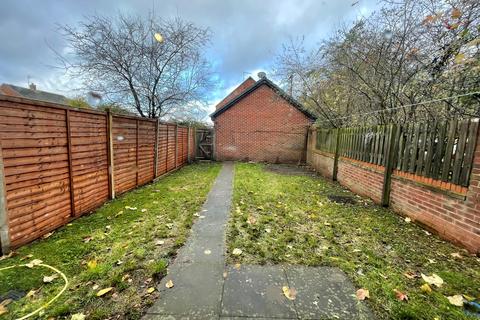 4 bedroom property to rent, City Road, Birmingham, B16