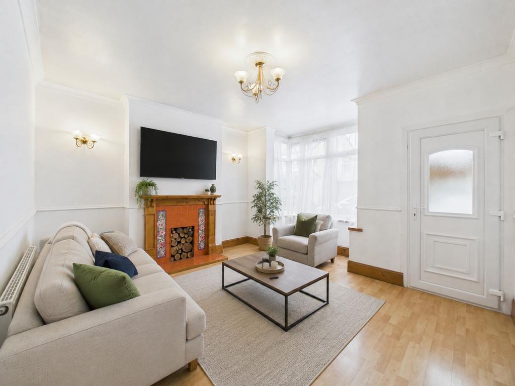 House in Nottingham, Carlton - View 2