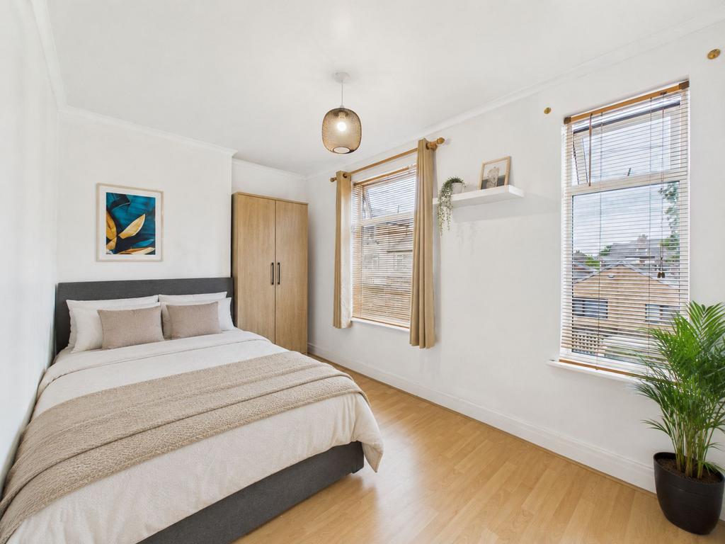 House in Nottingham, Carlton - View 4